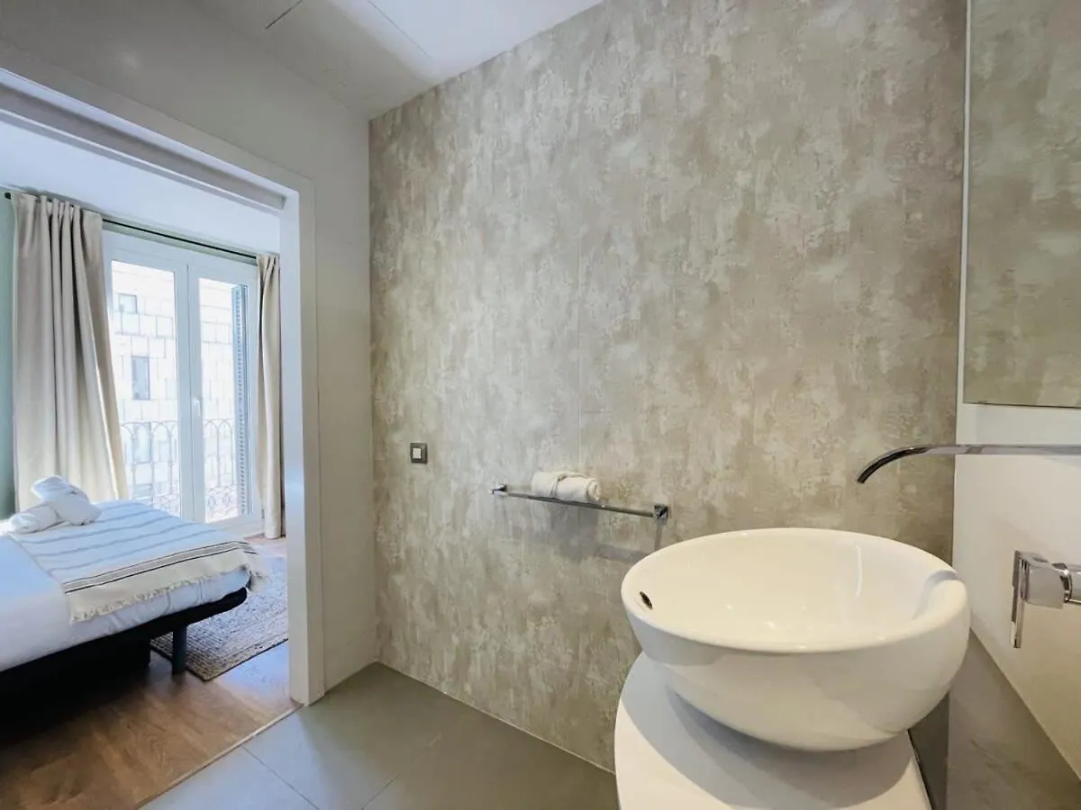 Apartamento Plaza Catalunya Recently Renovated 5Bd-4Bth Barcelona