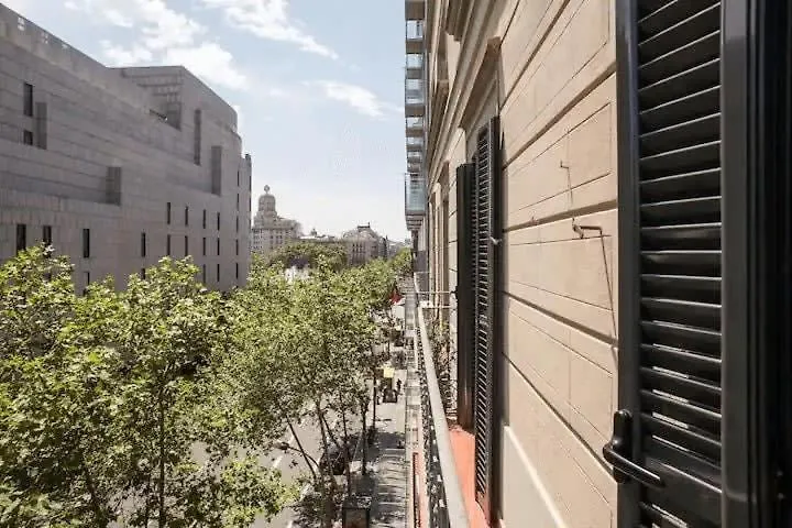 Plaza Catalunya Recently Renovated 5Bd-4Bth Appartement Barcelona