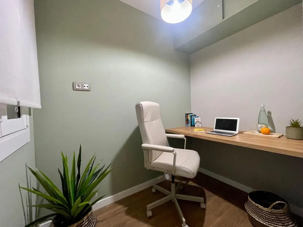 Plaza Catalunya Recently Renovated 5Bd-4Bth Appartement Barcelona Spanje