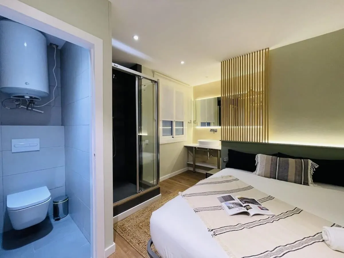 Plaza Catalunya Recently Renovated 5Bd-4Bth Appartement Barcelona Spanje
