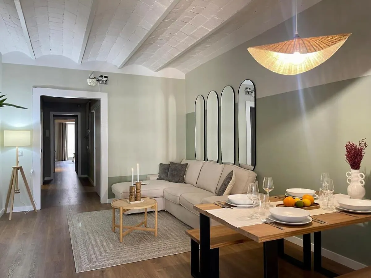 Plaza Catalunya Recently Renovated 5Bd-4Bth Appartement Barcelona